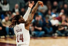 半场战报-76人领先魔术4分 马克西16+5 贝恩19分 班凯罗13分 - 全景赛事 - 体育在线窗