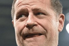 埃贝尔：格纳布里很镇静但也很失望 30岁可能就能再踢1届世界杯了 - 全民赛事 - 体育在线窗