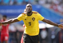 米体：卢卡库拒不归队，他将被那不勒斯罚款15万欧元 - 体坛热点 - 体育在线窗