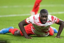 图片报评分：于帕、居莱尔1分 姆巴佩2分 诺伊尔5分 卡马文加6分 - 体坛热点 - 体育在线窗