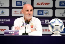 穆斯卡特：在医疗团队的不懈努力下，球员恢复正在有条不紊地推进 - 体坛热点 - 体育在线窗