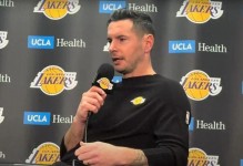 雷迪克：火箭G2会打得更拼 我们也要拿出同等绝境求生姿态去应战 - 全景赛事 - 体育在线窗