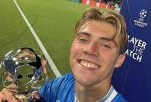 吉格斯：霍伊伦在曼联不太走运，若回归也许能与舍什科竞争 - 全景赛事 - 体育在线窗