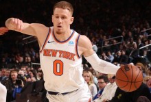 【完整版】迪文琴佐：戈贝尔是我们的DPOY 有些犯规我们不认同 - 大众体育 - 体育在线窗