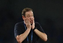 斯卢茨基：在我眼里没有什么国籍之分，谁的状态好谁就首发 - 全民赛事 - 体育在线窗