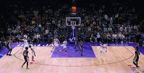 怎么没人防我？文班找回手感打爆对位 39分钟砍38分16板3助5帽