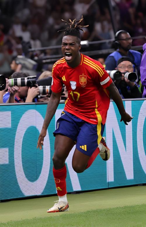 拉波尔塔：德科构建了一支有当下也有未来的巴萨 亚马尔潜力无限