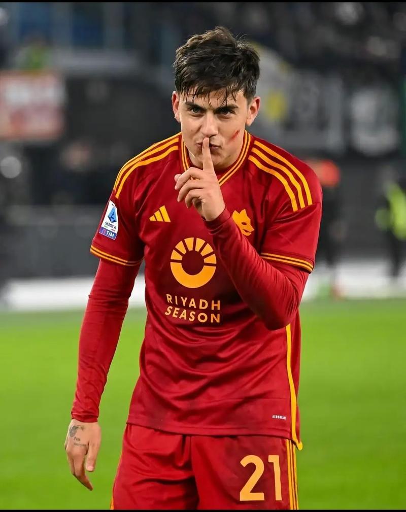 米体：迪巴拉接受膝盖关节镜微创手术，预计国际比赛日后回归