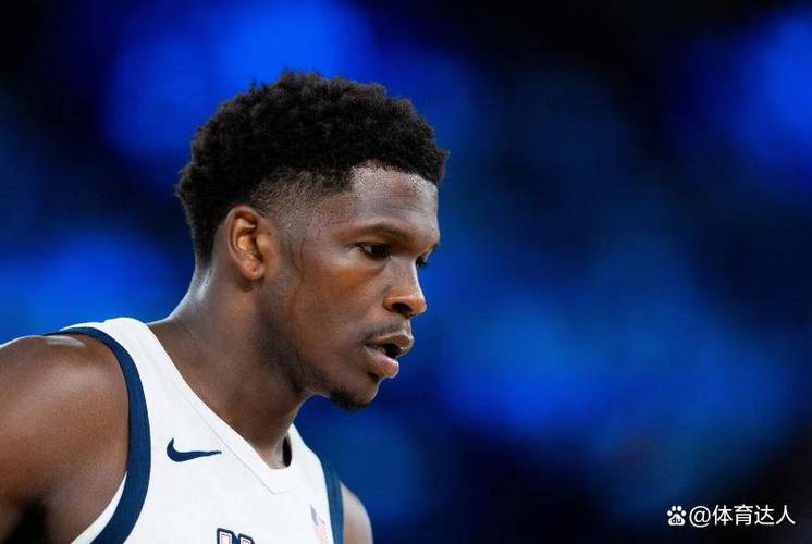 爱德华兹:不管何时方式入选全明星都是种荣幸 我不在乎是否首发