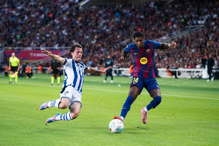 每体：巴萨将在本轮西甲后直接飞英国，两名巴萨B队后卫随队出征