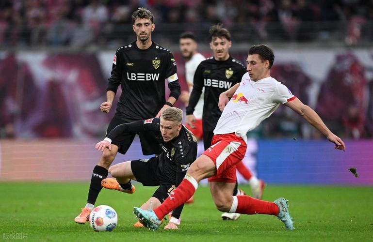 德甲彩经：莱比锡霍村告捷 多特药厂失分