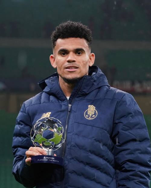 很强!路易斯·迪亚斯本赛季35场20球16助,平均每80分钟造1球