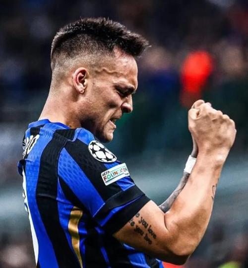 维埃里:只有意大利才议论魔笛年龄,若我是米兰 直接给他5年合同