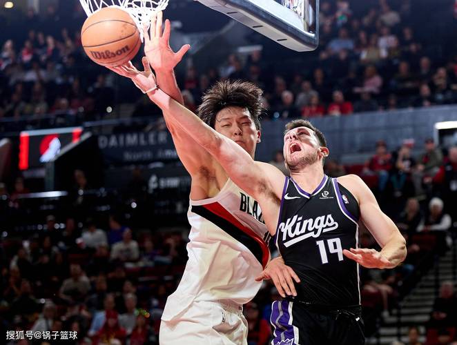 被吐槽只聊杨瀚森?解说:没小杨你都看不到这场球 不要本末倒置