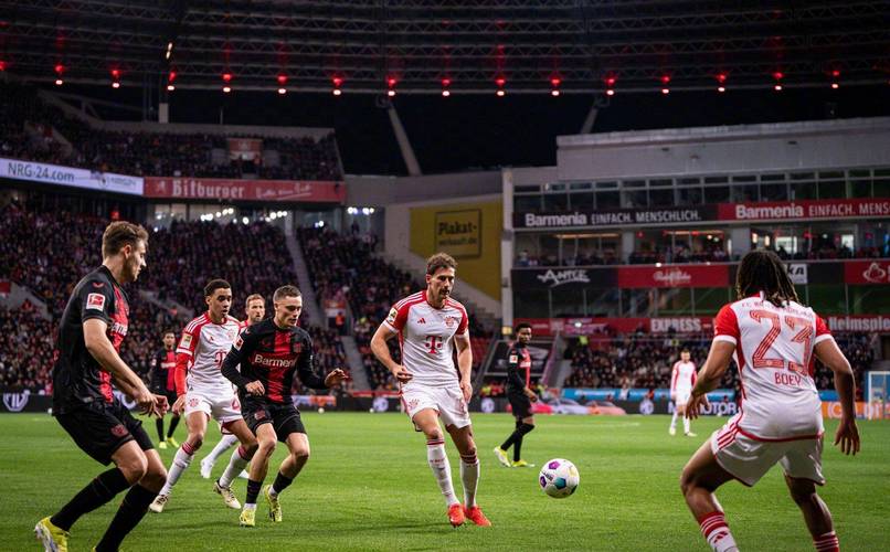 格里马尔多谈无缘对阵拜仁：不明白为何吃黄牌，会在场边支持球队