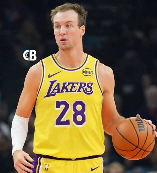 金牌射手!肯纳德本季三分命中率50.3%联盟最佳 加入湖人后52.5%