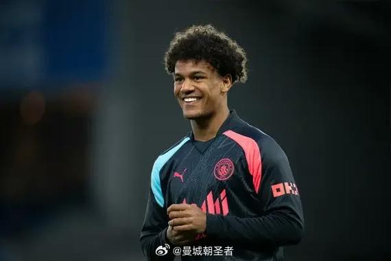 奥斯卡·鲍勃:富勒姆能竞争欧战席位 曼城理解我离开的决定