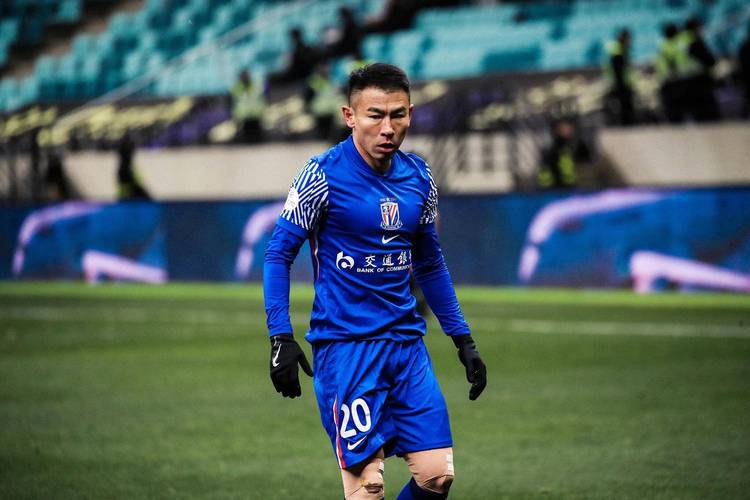 上海申花官方发布致敬于汉超视频：转身不是再见，你好，于指导！