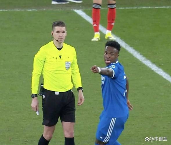 皇社B队主帅:种族歧视坚决不能发生,如果证实就必须处罚肇事者