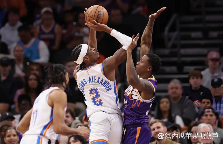 肯威：亚历山大总是想在关键时刻要球 他一直都是这样的人