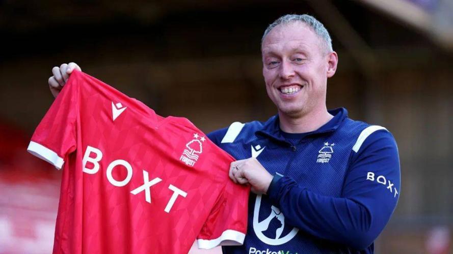 官方:沃尔夫斯堡主帅丹尼尔·鲍尔下课,带队战绩3胜3平9负