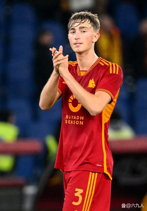 斯内德:穆帅曾说只需一个10号位就能赢得一切,我的德比首秀4-0