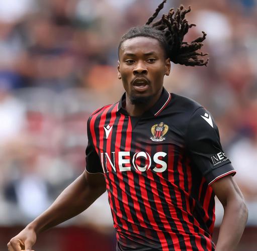 记者：尤文未考虑今夏出售凯夫伦·图拉姆，他深受斯帕莱蒂器重