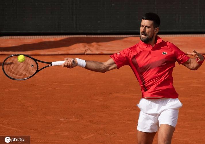 维耶里:我认为里奇的手球应该判点球,他的手臂张开并未紧贴身体