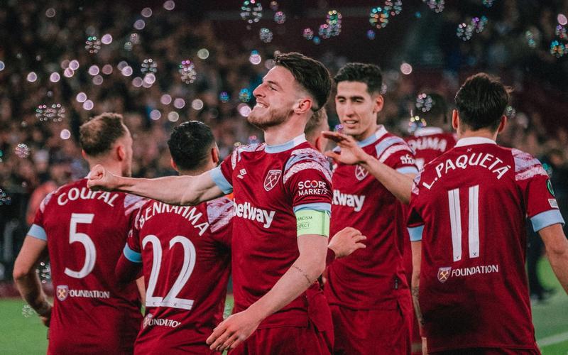 西甲联盟推出首个复古主题比赛日活动