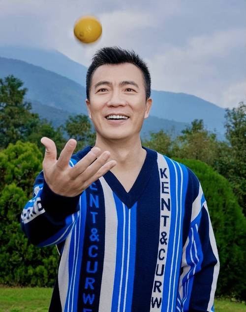 为球员开斋暂停！黄健翔：不能开这个头，宗教等应该让步足球规则