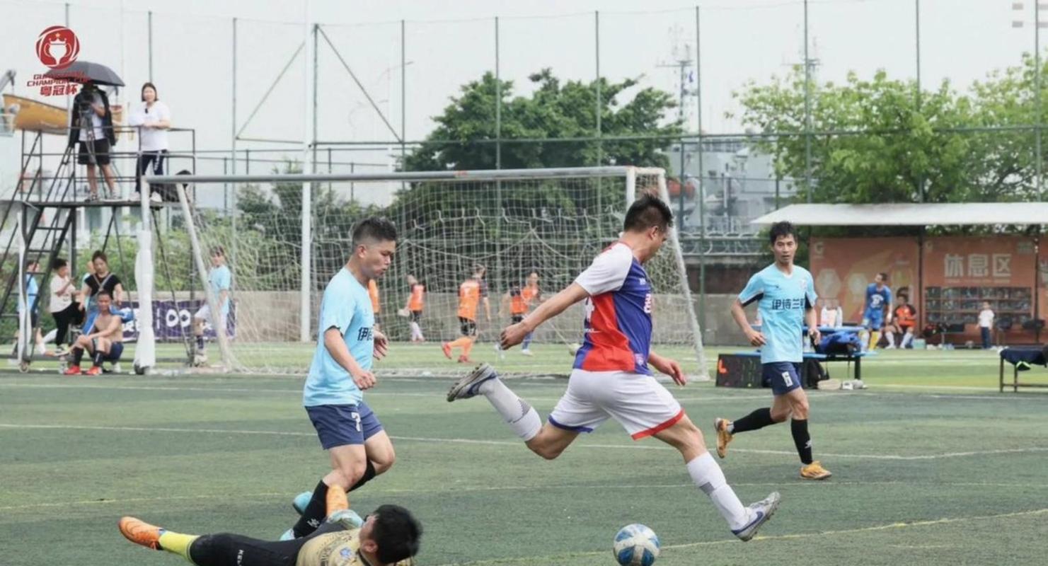 体坛：邝兆镭展现出超越年龄的球商与视野，但身体短板显而易见