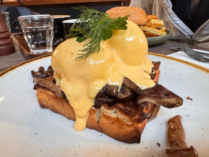 皮耶罗打趣：有这么好吃的意大利美食，莫德里奇可以踢到50岁