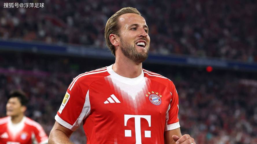 有望复出！凯恩现身拜仁训练直播，球员已经恢复团队训练