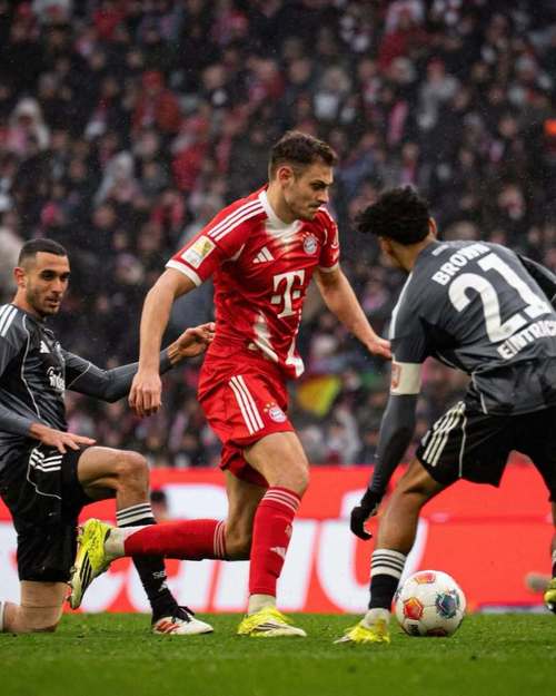 斯坦尼西奇：我可能更爱踢边后卫 孔帕尼始终把球队成功放在首位