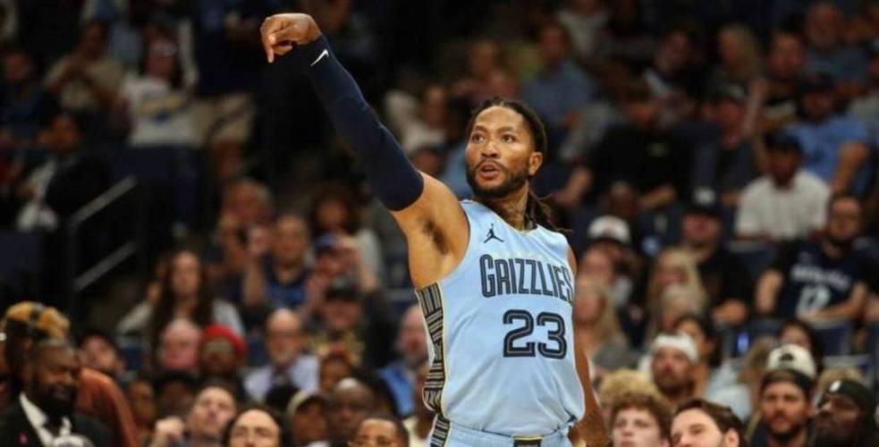 雷迪克：肯纳德真是令人难以置信的准 他是精英级别的射手+组织者