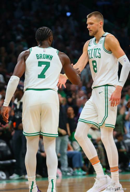 皮尔斯：塔图姆布朗关系很棒没有嫉妒 他们愿意为彼此做出牺牲