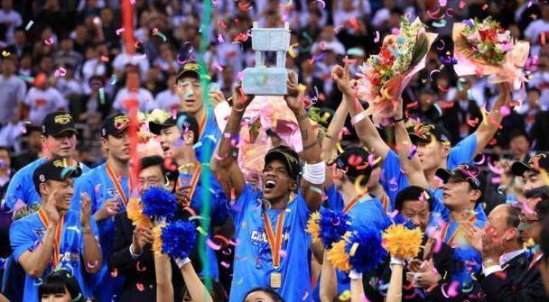 麦基：我知道马布里在北京取得的成就 能和他相提并论很荣幸