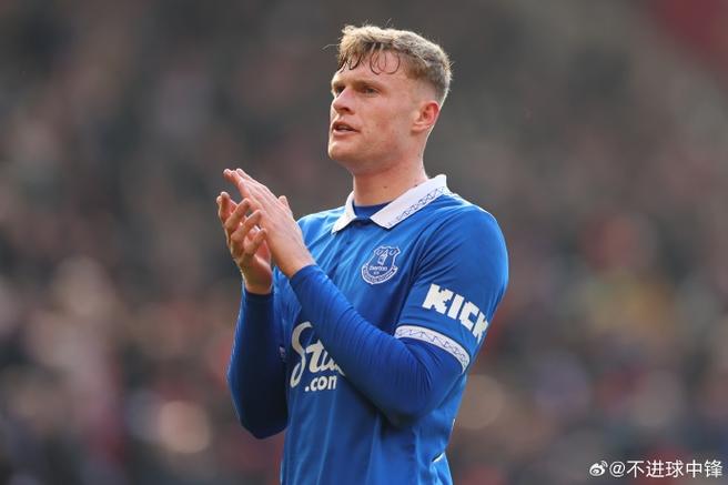 曼晚：16岁凯·鲁尼签约经纪公司，他父亲也属于这家公司