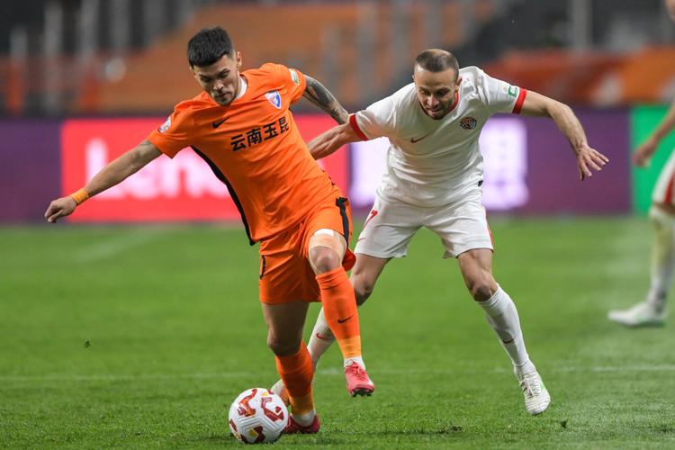 记者：海牛留在云南备战与蓉城比赛，张卫李海龙宋文杰与球队会合