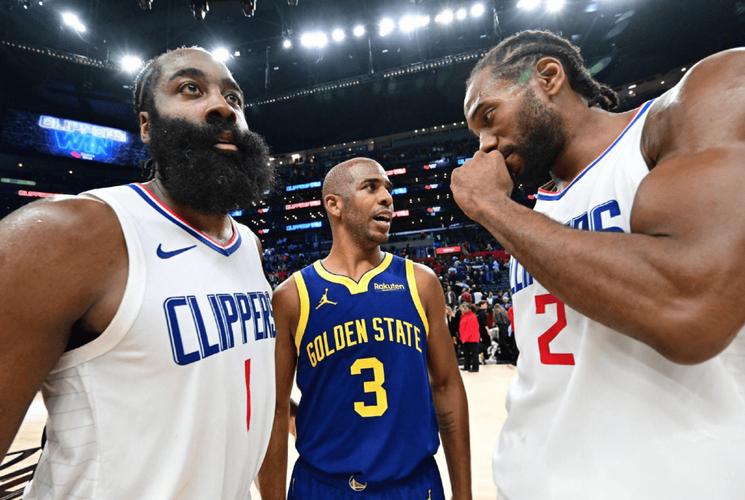 迈克·布朗：我们下半场限制伦纳德 但快船其他人纷纷命中三分