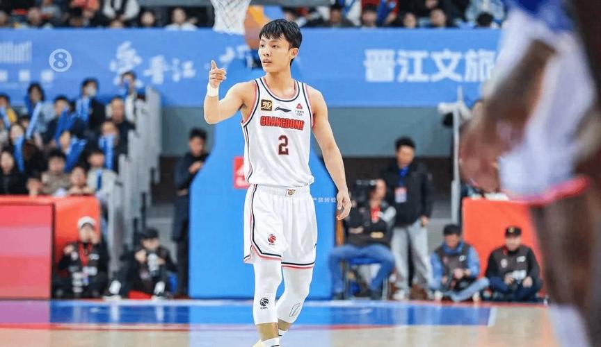 直播吧专访徐杰：全明星乃正赛首扣 做小个子球员标杆是终极目标