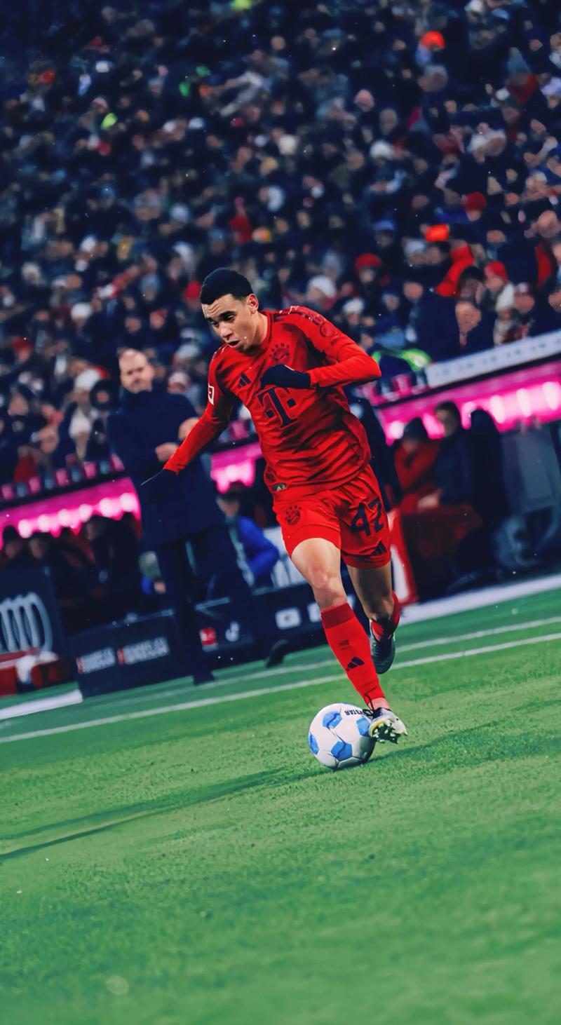 67球33助！穆西亚拉达成拜仁生涯参与100球里程碑