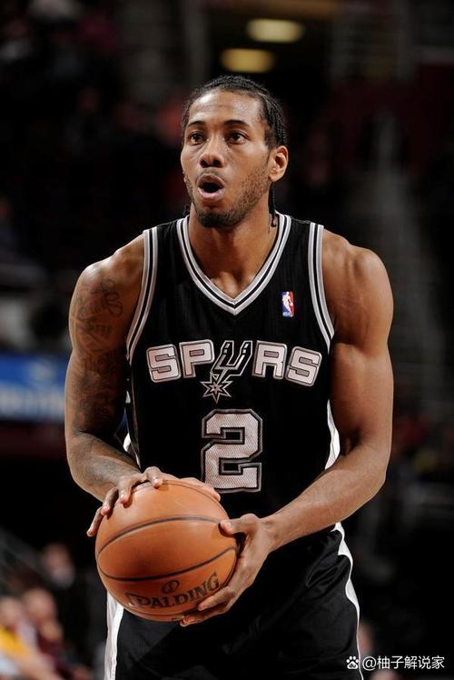 追梦：伦纳德是目前最难防的球员之一 非常、非常、非常难对付！