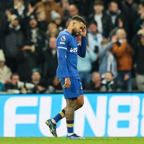 希勒：戈登即使身体不适，也本应争取在如此关键的比赛中首发