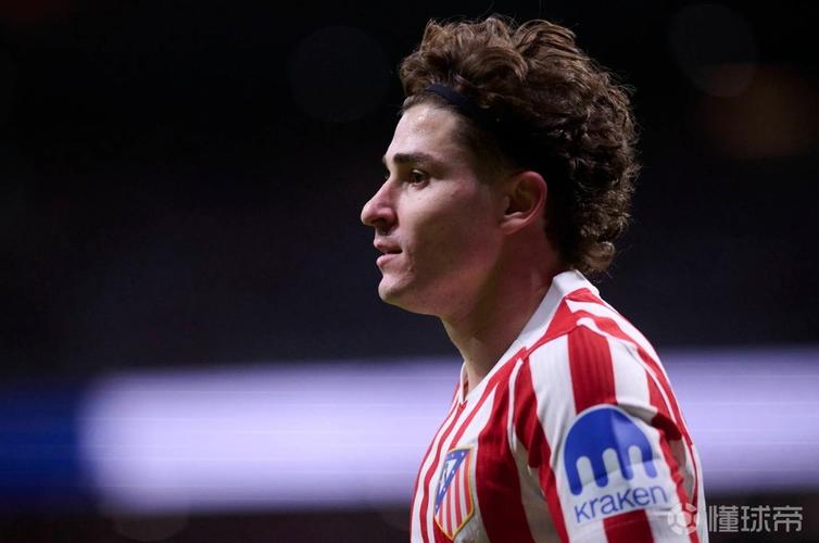 法尔克：拜仁CEO德雷森续约只是时间问题，监事会对他非常满意