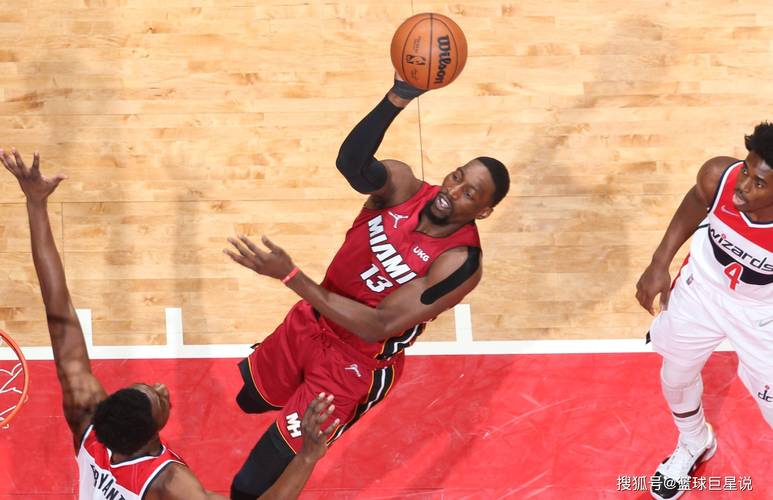 不给面子哈！吉莱斯皮谈阿德巴约砍83分：我不关心