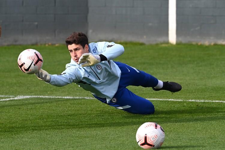 TA：考虑到蒂尔曼的上身与马杜埃凯的脚有接触，点球争议小了很多