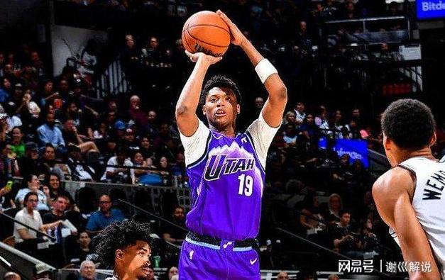 可圈可点！贝利16中8拿到21分 三分10中5
