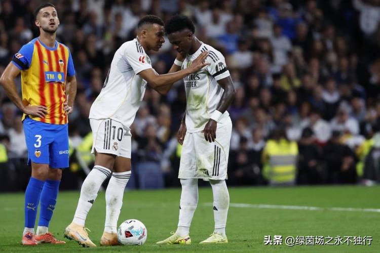 多库谈主场翻盘：如果皇马能打进我们3球，为什么我们不能呢？