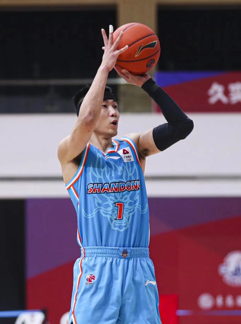 高诗岩：第二阶段会有各种困难 望球迷多包容 一起为山东篮球努力